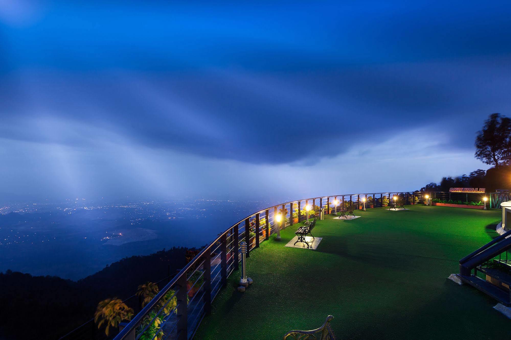 Great Trails Yercaud By Grt Hotels Eksteriør billede